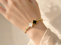Noir Pearl Clover Cuff